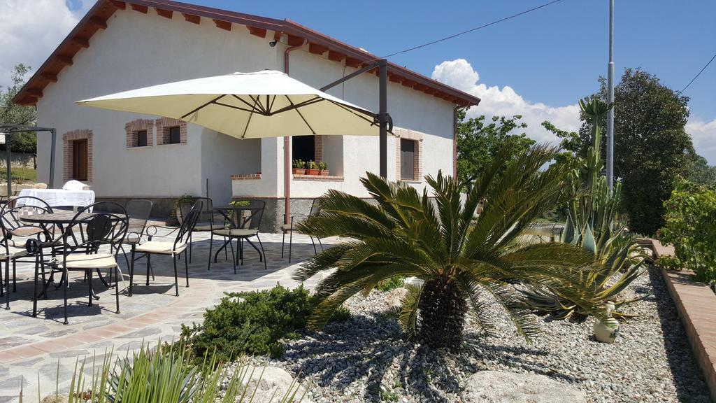 Borgo Santa Lucia Villa Cropani Luaran gambar